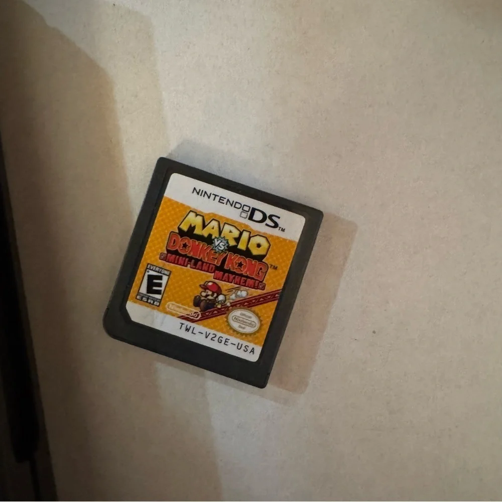 Mario vs. Donkey Kong: Mini-Land Mayhem (Nintendo DS) - Tested - Complete